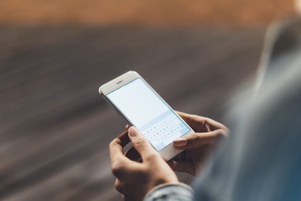 How to Hack Your Girlfriend’s Phone and Get Her Text Messages?