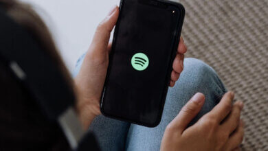 Jinsi ya Kusikiliza Spotify Offline Bila Premium