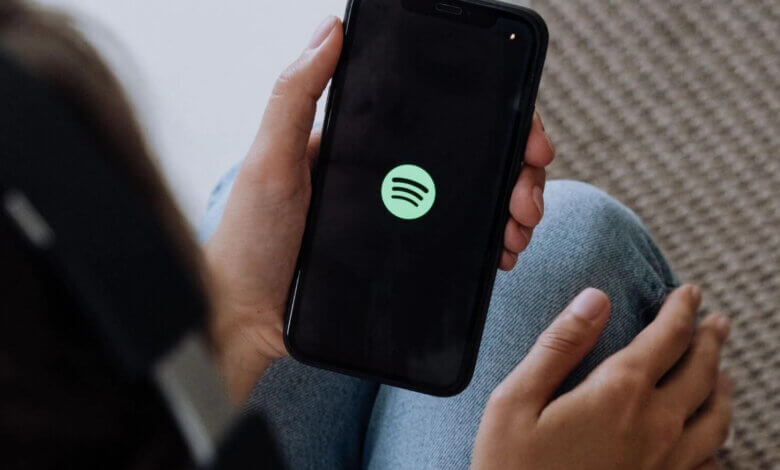 Com escoltar Spotify fora de línia sense Premium